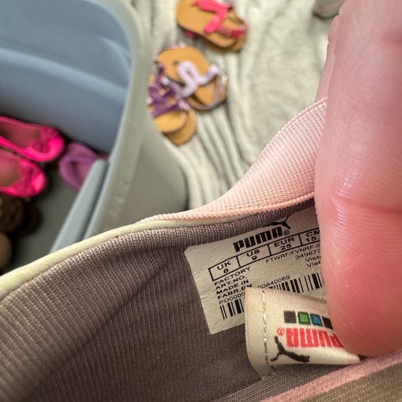 PUMA Kinder-Fit Flats in Gray & Pink Toddler Sz 9 - Picture 6 of 7